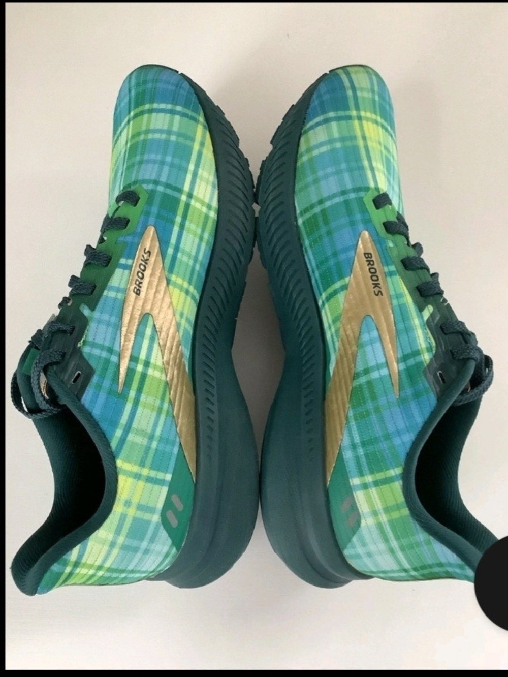 Brooks Launch 8 St Patrick Day, Special Edition Green Running Shoes, Size W 10.5